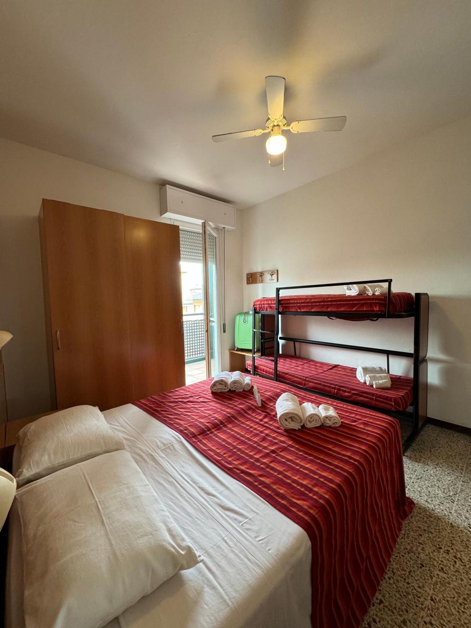 רימיני Hotel Caruso מראה חיצוני תמונה