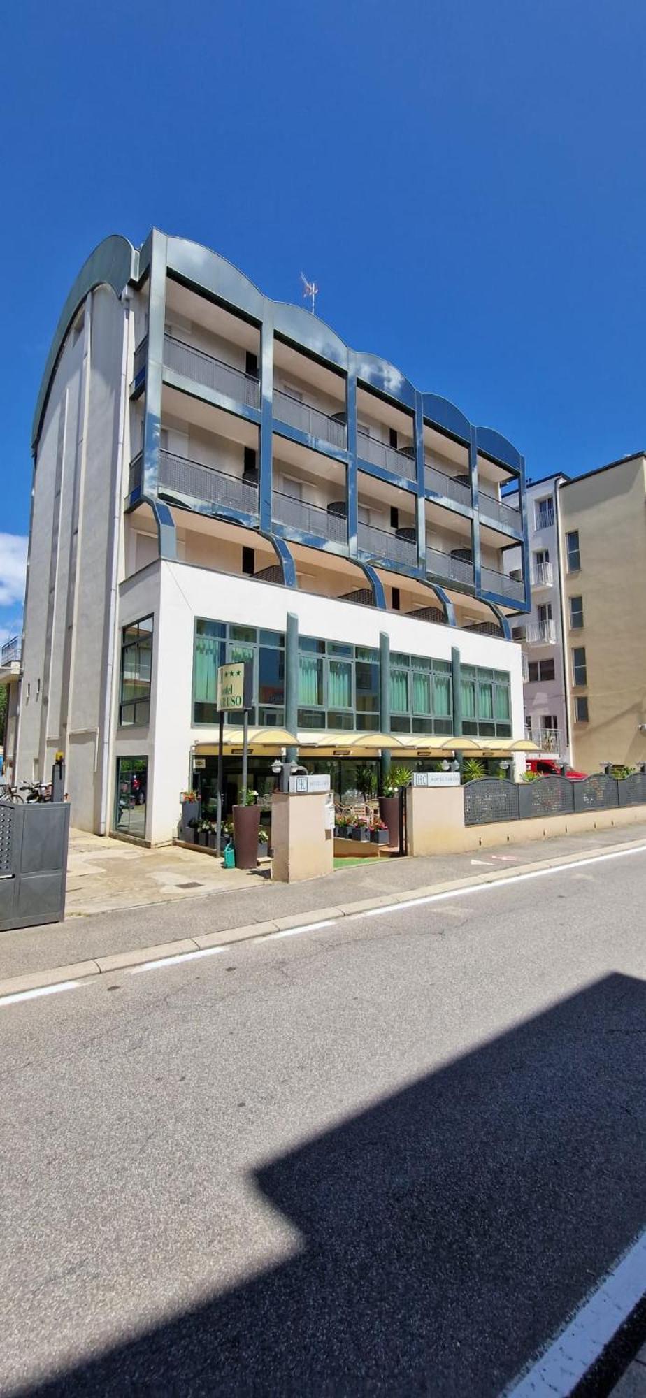 רימיני Hotel Caruso מראה חיצוני תמונה