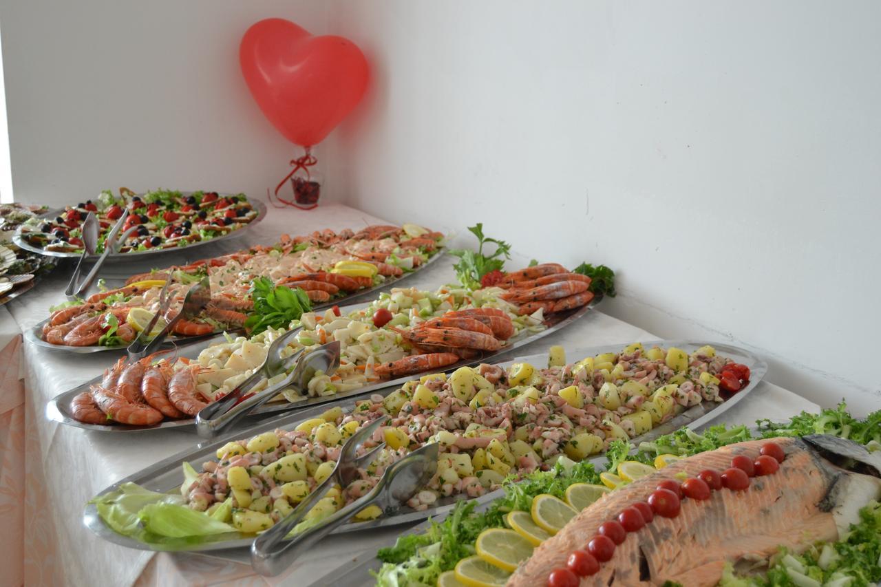 רימיני Hotel Caruso מראה חיצוני תמונה
